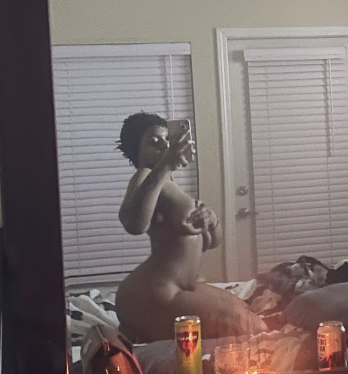 Ms.caramel2wet tweet media