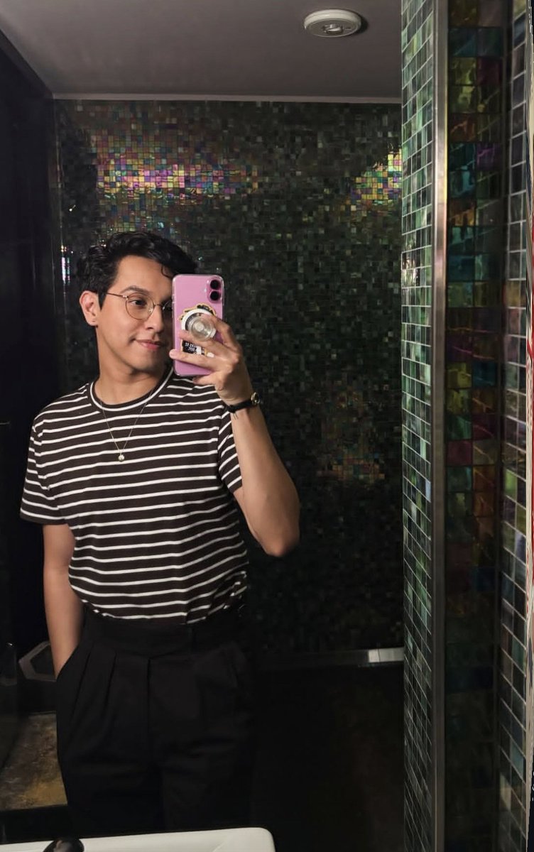 🏒charlotte🏒 hr era tweet media