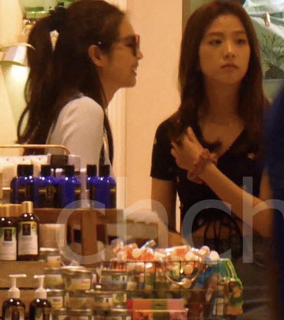 𝐽𝐽 tweet media