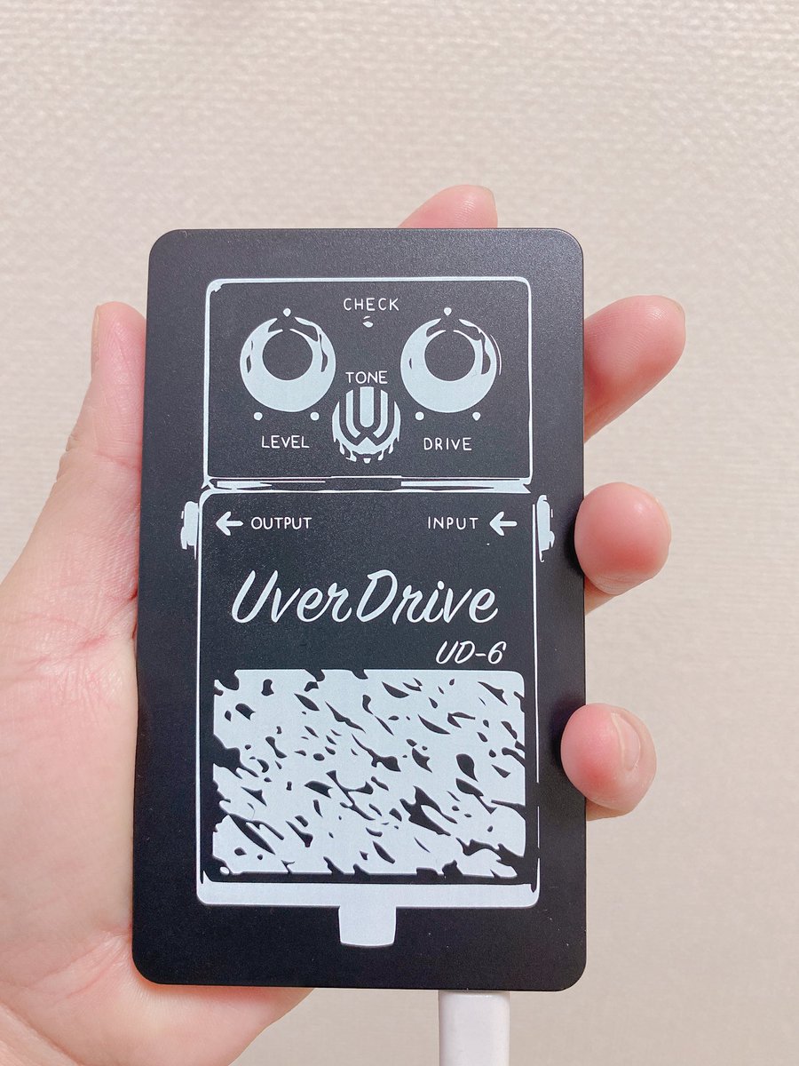 yuver76's tweet photo. はて、遥か昔に買ってしまいこんでたモバイルバッテリー。
開封してみたけど使えるかな、、？ https://t.co/zmYFxA2Dbi