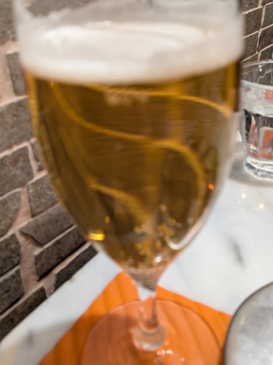 こんにちは☀

傍聴は早く終わり
『 観音屋 元町本店 』に仲間とランチに
ハンバーグランチを食べました😁
🍺も、ちょっと飲ませてもらって
美味しかったです☺️