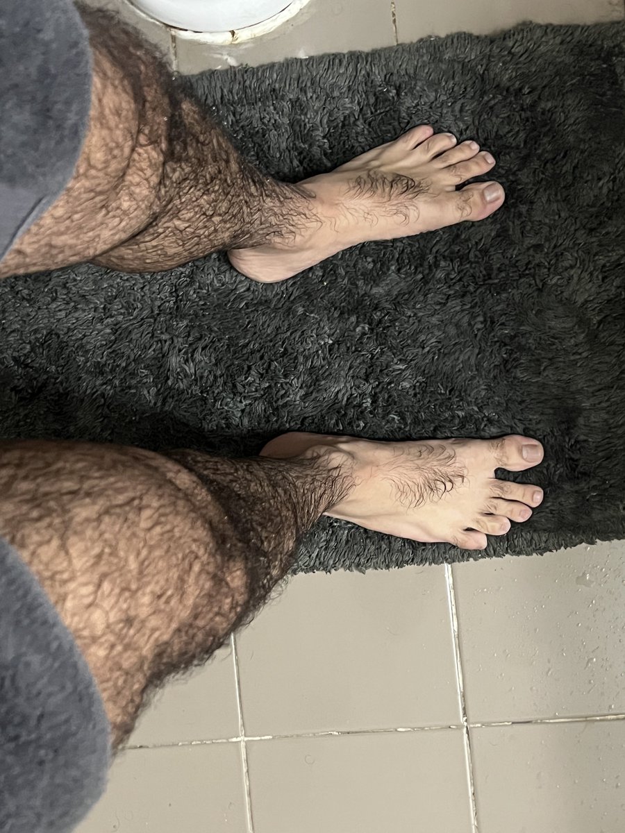 hairyyhimbo's tweet photo. Fresh feet https://t.co/UEb3GyWrgX