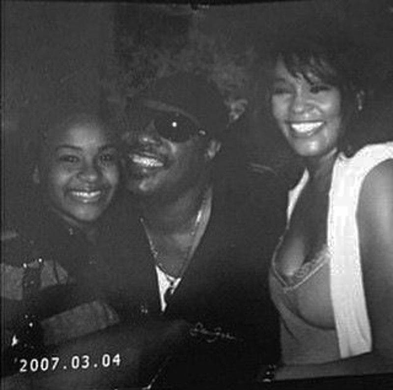 WhitneyHoustonFans tweet media