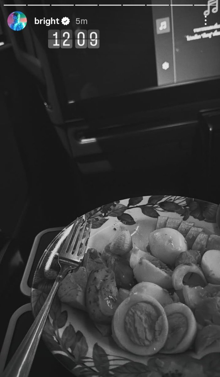 Bright IGS

Eggs, fruits, salad, eating healthy on the car again 💪🏻
Heading to work? Have a great day 🤍

#bbrightvc <a href="/bbrightvc/">bright</a>