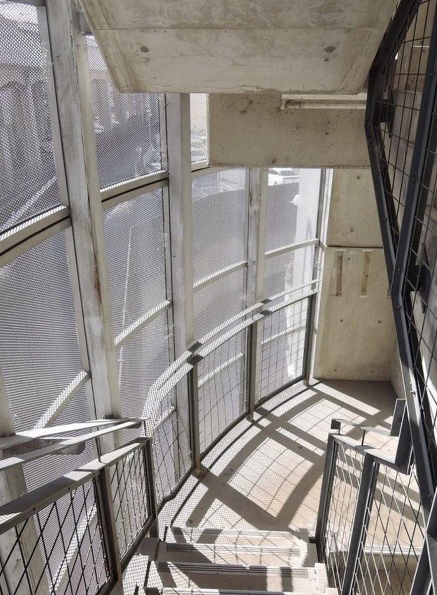 あやこ tweet media