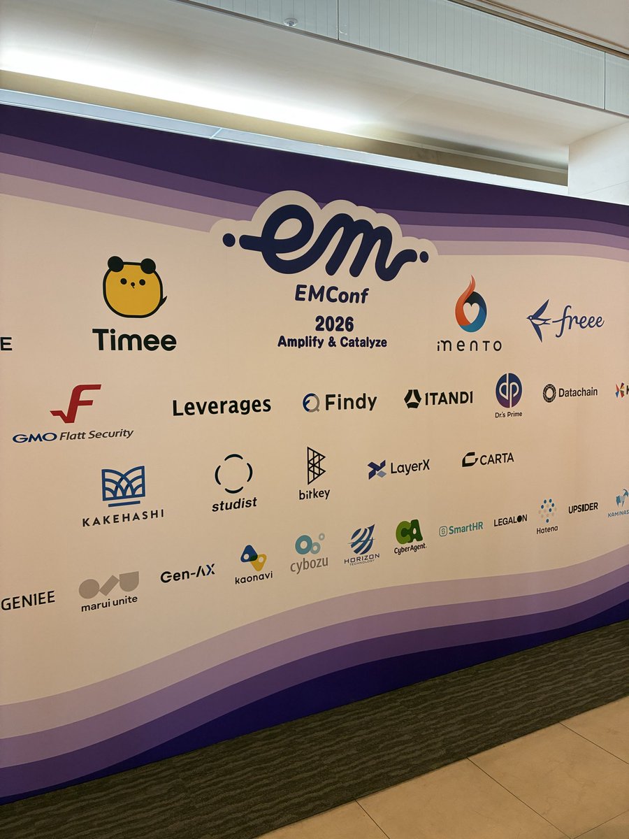 canacel3's tweet photo. EMConfに来た！ https://t.co/0x5Lq4wfCW