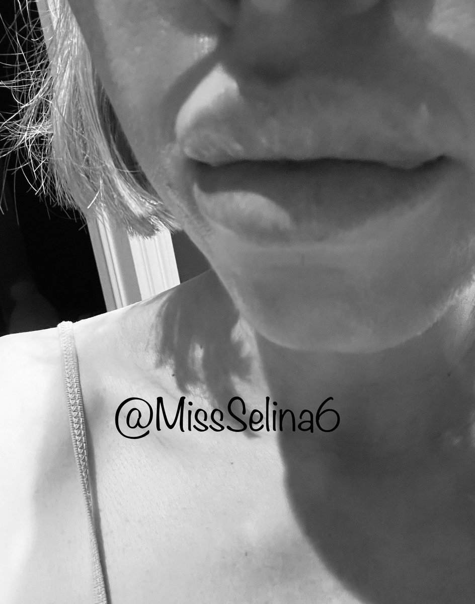 Non è lungi il dì in cui l’eccelsa stirpe, per arcano decreto, soggiogherà l’infima plebe. Fausto mercoledì: primavera s’appressa e i sensi, pur domi, si ridestano.
#findom #moneymiss #moneyslave