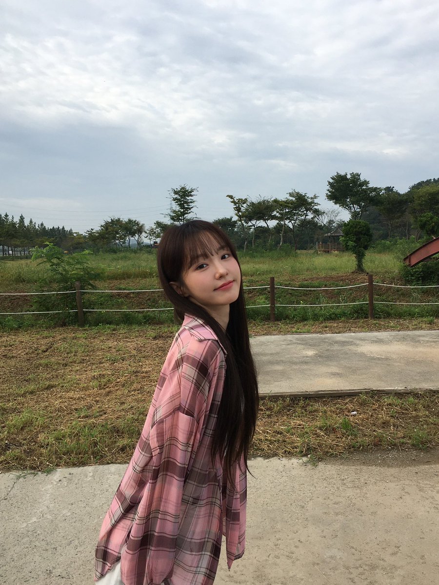 WOOAH 우아 tweet media