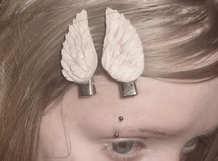 willow byers wears these on bad hair days