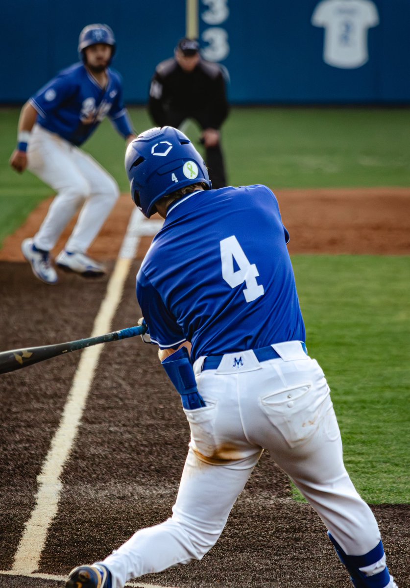 Elon10065's tweet photo. Cooper Clapp has consistently made plays in crunch time this season.

He delivered with another big moment on Tuesday, collecting the go-ahead hit that ignited a big eighth inning.

Read about it in the link below

https://t.co/HMWAaCHHzp https://t.co/g4NnDadDqh