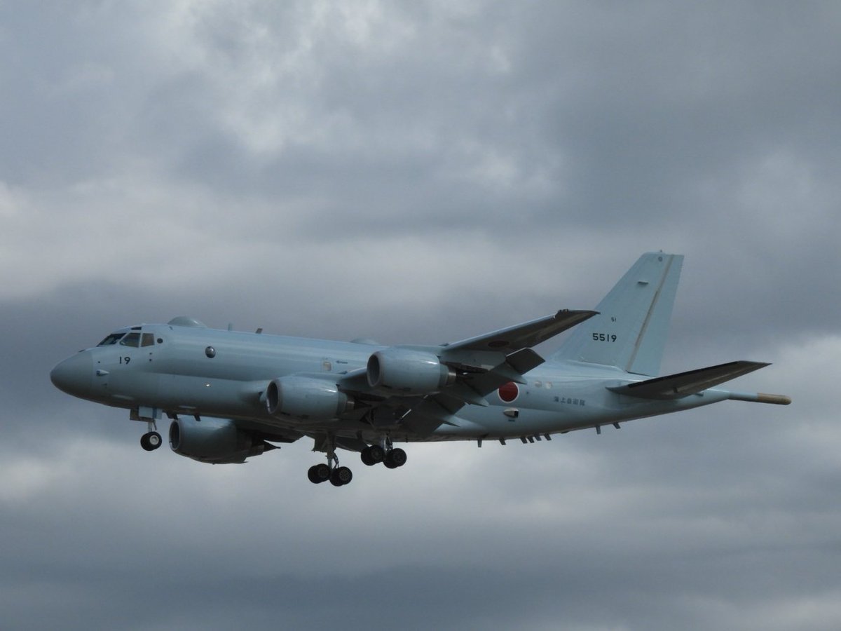 ピーコック519 01↘ JA13MP 警視庁ヘリ