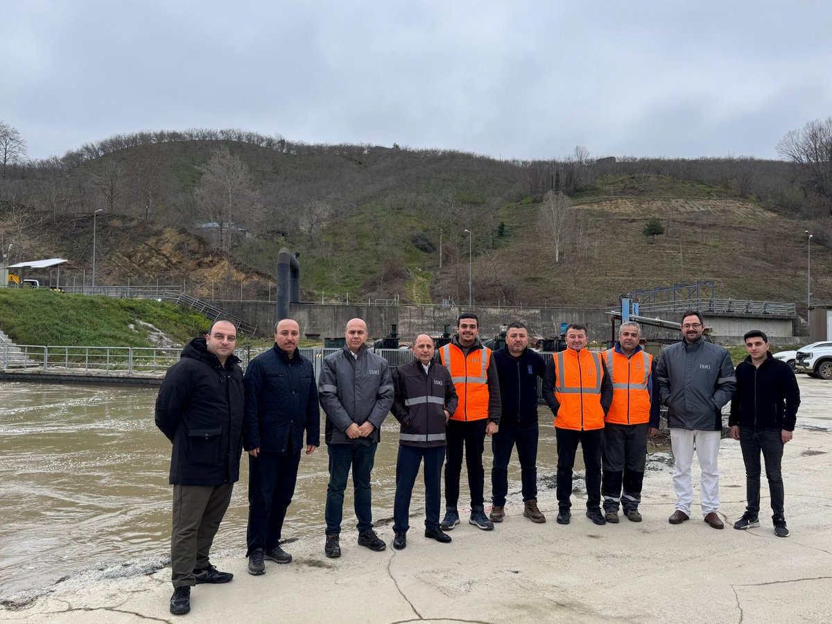 YakupKaplan1991's tweet photo. Melen tesislerini ziyaret ederek tesisteki çalışmalar hakkında arkadaşlarla bilgi alışverişi yaptık akşamda Melen tesislerinde görev yapan personelimiz ile birlikte iftar yemeği yedik. İstanbul’a içilebilir su vermek için 7/24 çalışmaya devam devam ediyoruz. https://t.co/K6y37WaGq1