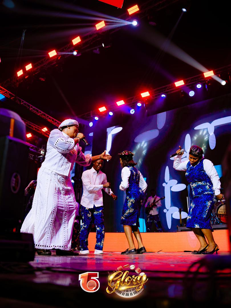 dovetv's tweet photo. Through the sincere and spirit-filled worship led by Funke Bada, our hearts were opened, our eyes were lifted, and we encountered a deeper revelation of His majesty.

#MMPraise
#84HoursMMPraise
#Glory
#DoveTelevision
#DoveTv
#OHPrimeTV https://t.co/p4vU72Yfml