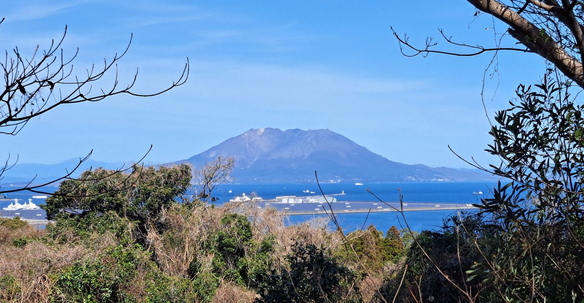 JP_amd65's tweet image. 平日サバゲーの会場に到着～✨

今回はカミース×タクティカルパンツおじさんになってます～。

#サバゲー #鹿児島サバゲー #DRAGOON