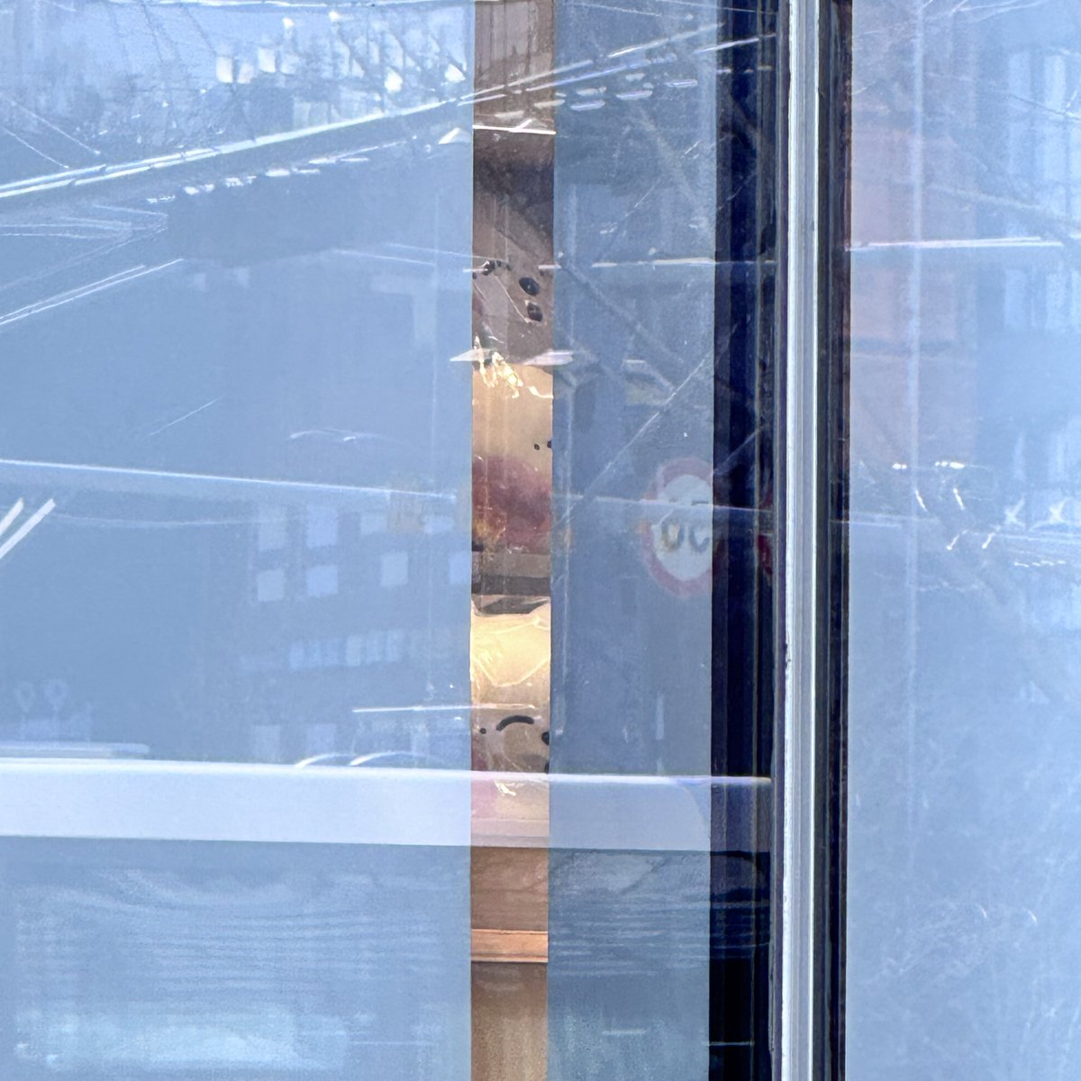 มาแอบส่องไลน์เฟรน กำลังจัดร้านสำหรับป้อปอัพวันพรุ่งนี้ น่ารักม้ากกกก น้องขนาดกำลังโอเคเยยย 🥹