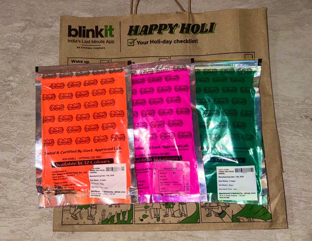 Lkshitij23's tweet photo. Holi vibes just got a reality check! 🌟 @letsblinkit is selling  80gm gullal packets, MRP ₹50, for a whopping ₹100. Is the convenience worth the extra cost? Share your thoughts! #Blinkit #Gullal #HoliDeals #Holi2026 https://t.co/DHchuAPASD