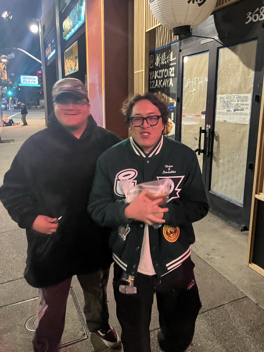 ¥¥¥¥ tweet media