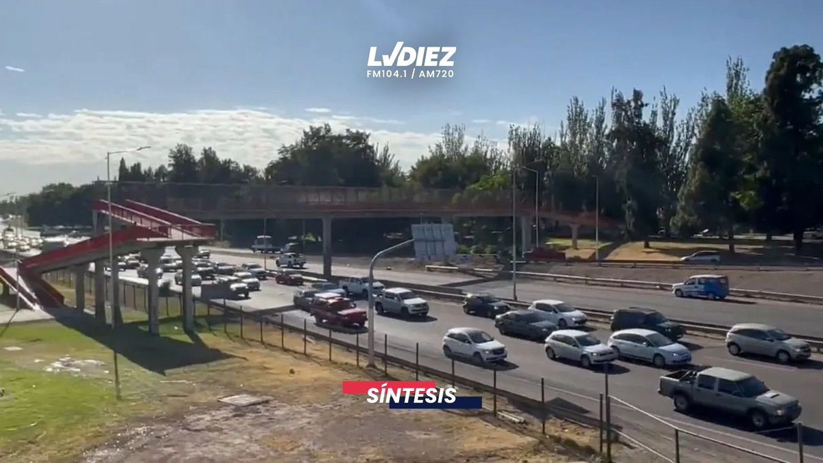 🚗 INGRESO COMPLICADO A CIUDAD | SÍNTESIS
Se registran demoras importantes en el Acceso Este con filas hasta el Hospital Italiano y marcha lenta desde el puente Tirasso.
🚧 Obras en el último tramo de Bandera de los Andes ralentizan el ingreso por Costanera.
+