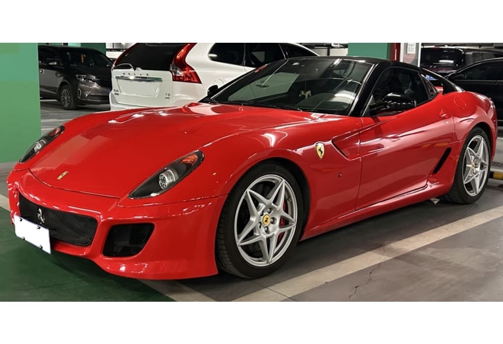 🔔新着ミニカー速報❗ ミニカー 『1/18 FERRARI 599 GTB FIORANO 2006