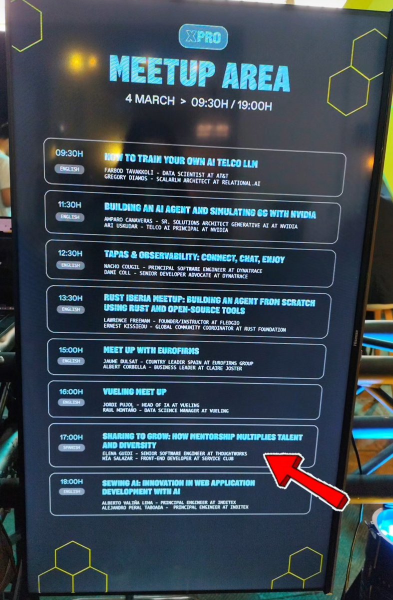 Mía Salazar 🍪🎲 tweet media