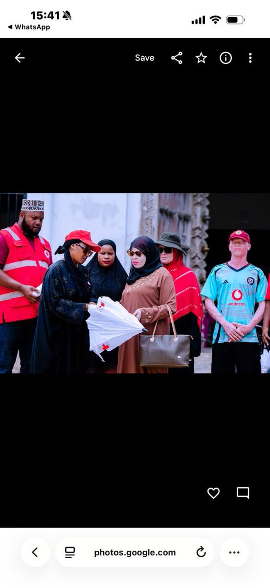 trcs1962's tweet image. TRCS staff and volunteers in Unguja conducted a Heatwave Awareness Campaign for people with albinism, providing safety education and distributing hats, umbrellas, and water bottles to protect them from extreme sunlight. @IFRCAfrica @ifrc 
#HeatwaveAwareness #forhumanity