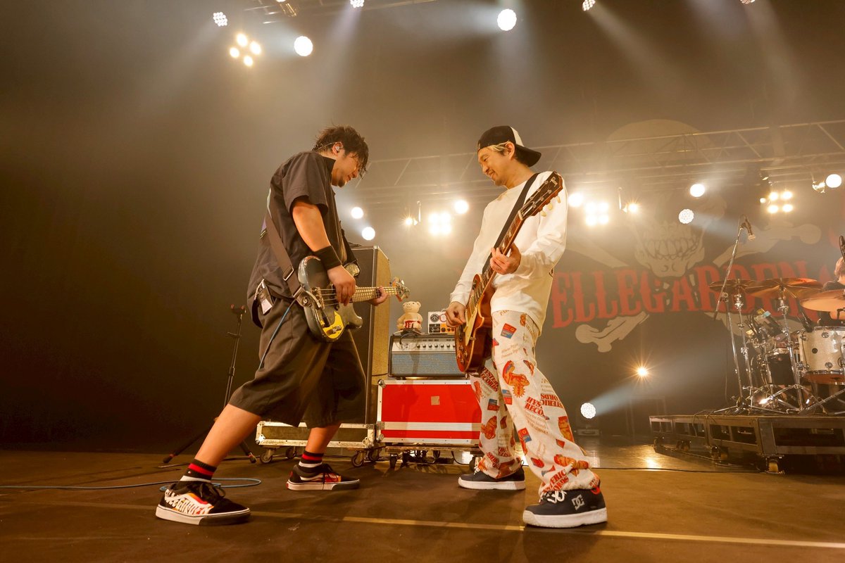 MONGOL800_info's tweet image. 【Live Photo!!その2】

2026.2.25(wed)
ELLEGARDEN × MONGOL800“FIRST FOOT FORWARD 2026”
at KT Zepp YOKOHAMA

w/ ELLEGARDEN photos!!

photo by SARU

写真をもっと☞☞☞
instagram.com/p/DVdOw8tknLT/…

#ELLEGARDEN
#MONGOL800
#FFF
