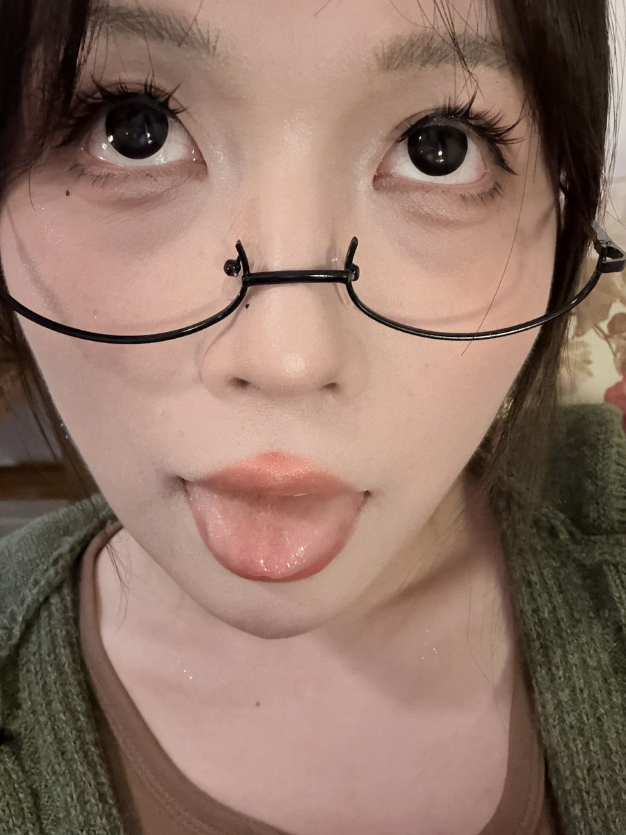 倒也算凑个三连图哈哈哈哈哈