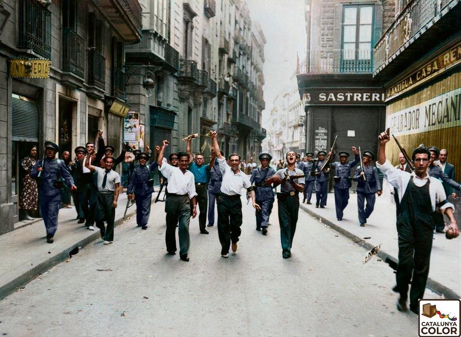 CatalunyaColor's tweet photo. 19 de juliol de 1936 a Barcelona https://t.co/GZidgeJoTn