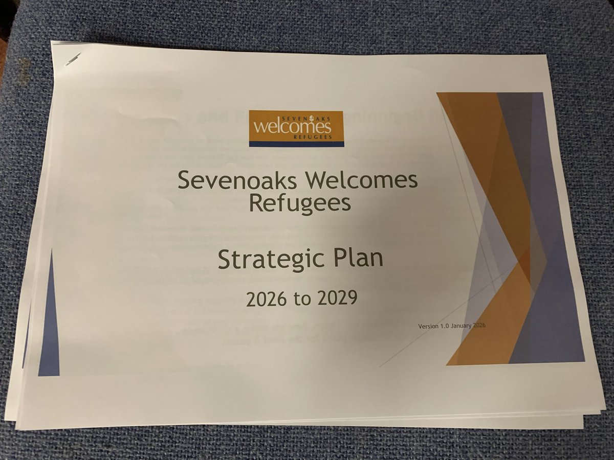 Theo Michael 🌹🐝💙🇨🇾 tweet media