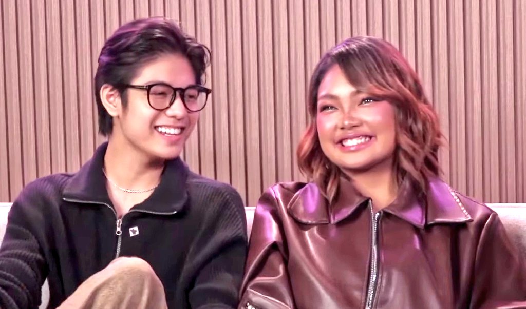 pokemonurgirlie's tweet photo. ashley, marco and carmelle's color scheme.
#AshCoMelle | @ashsarmientoo @_marcomasa @carmelle_lite https://t.co/83qqx7Onvs