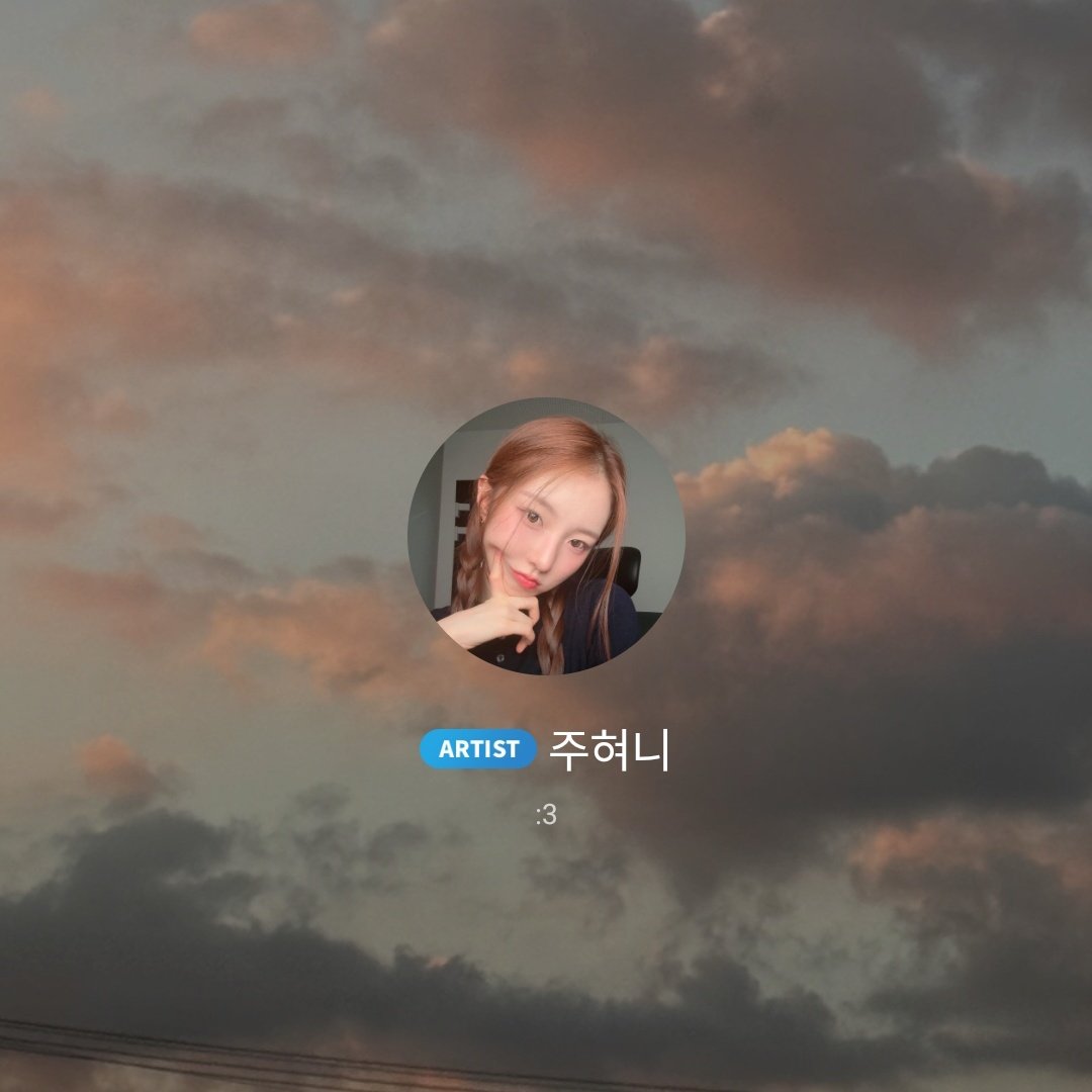 0408bbl's tweet photo. 260303 🤖🫧 new chat room background and status message

":3" https://t.co/5kZxANOqX3