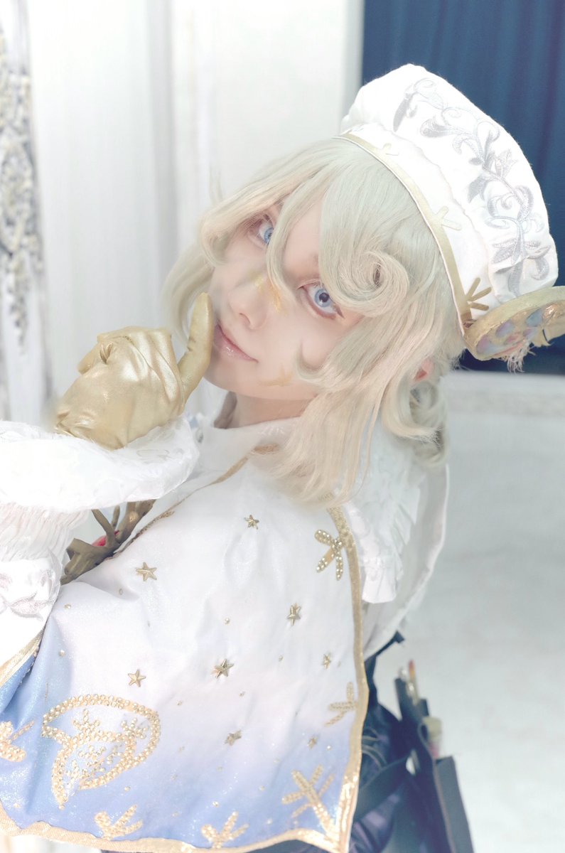 💠Cosplay💠

第五人格/IdentityV

画家/エドガー・ワルデン　黄金比

Photo/<a href="/arrrrrrr_aa/">🐳瀬奈🐳</a> 
Studio/<a href="/SchwarzTug/">Schwarz　≪シュヴァルツ≫</a> 
#第五人格コスプレ