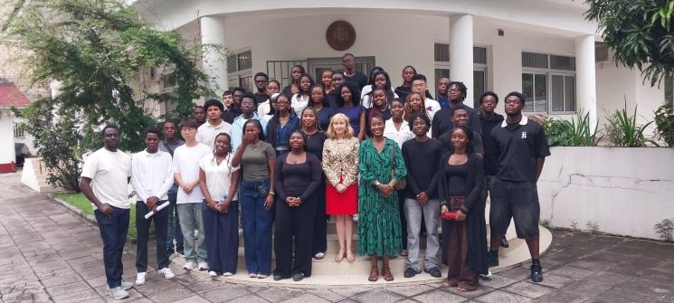 Embajada de España en RDC y en RC tweet media