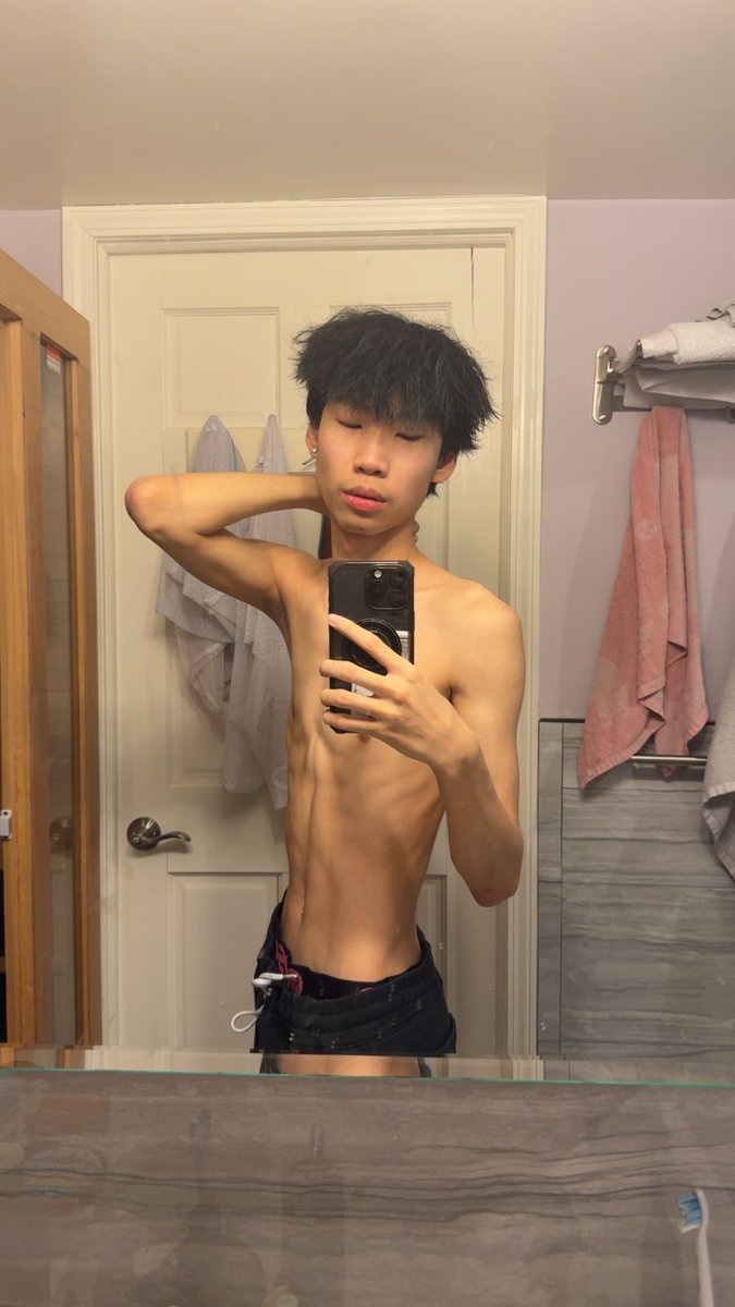 (18+) McPlayOF tweet media