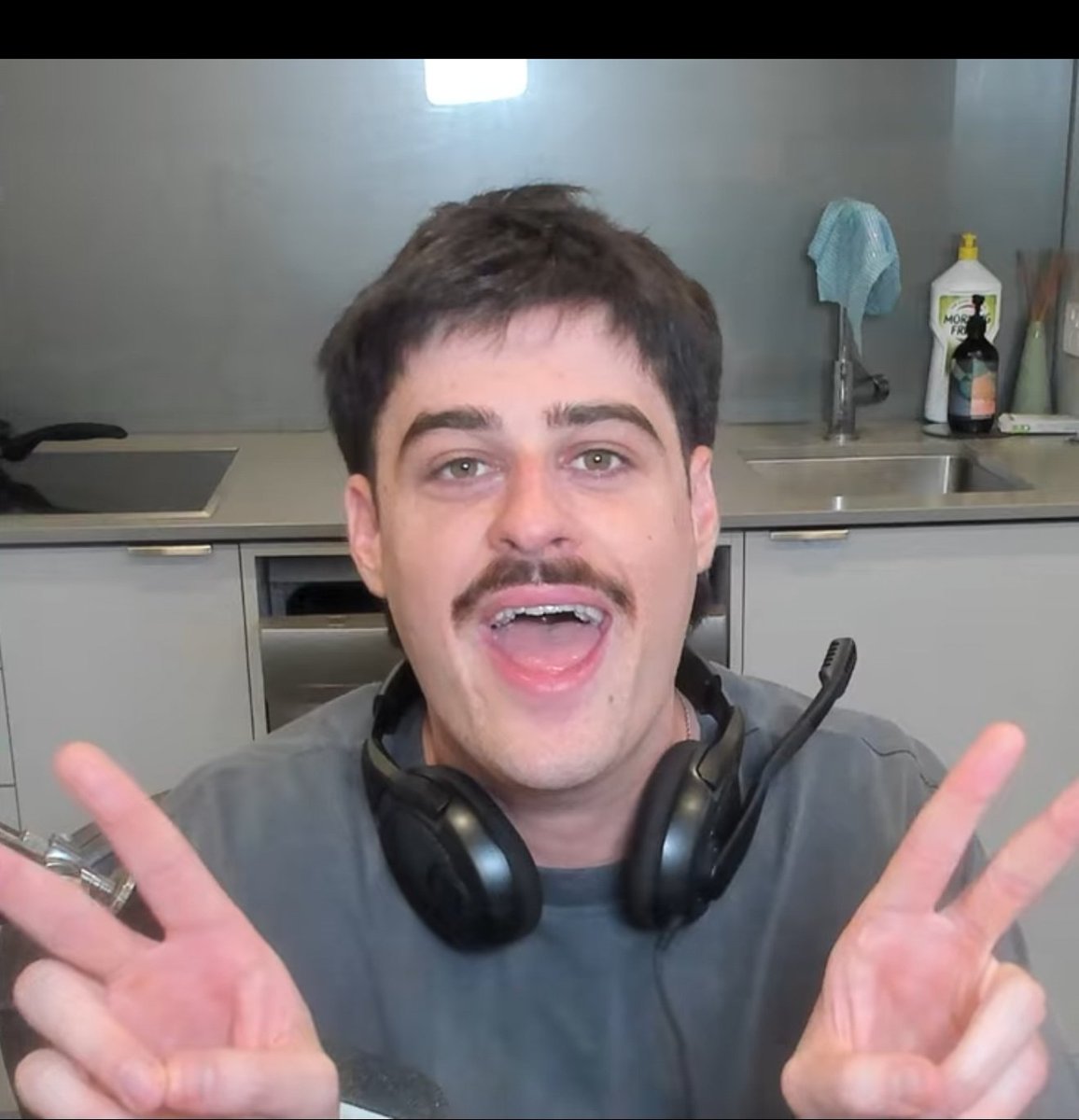 EllipsesCR tweet media