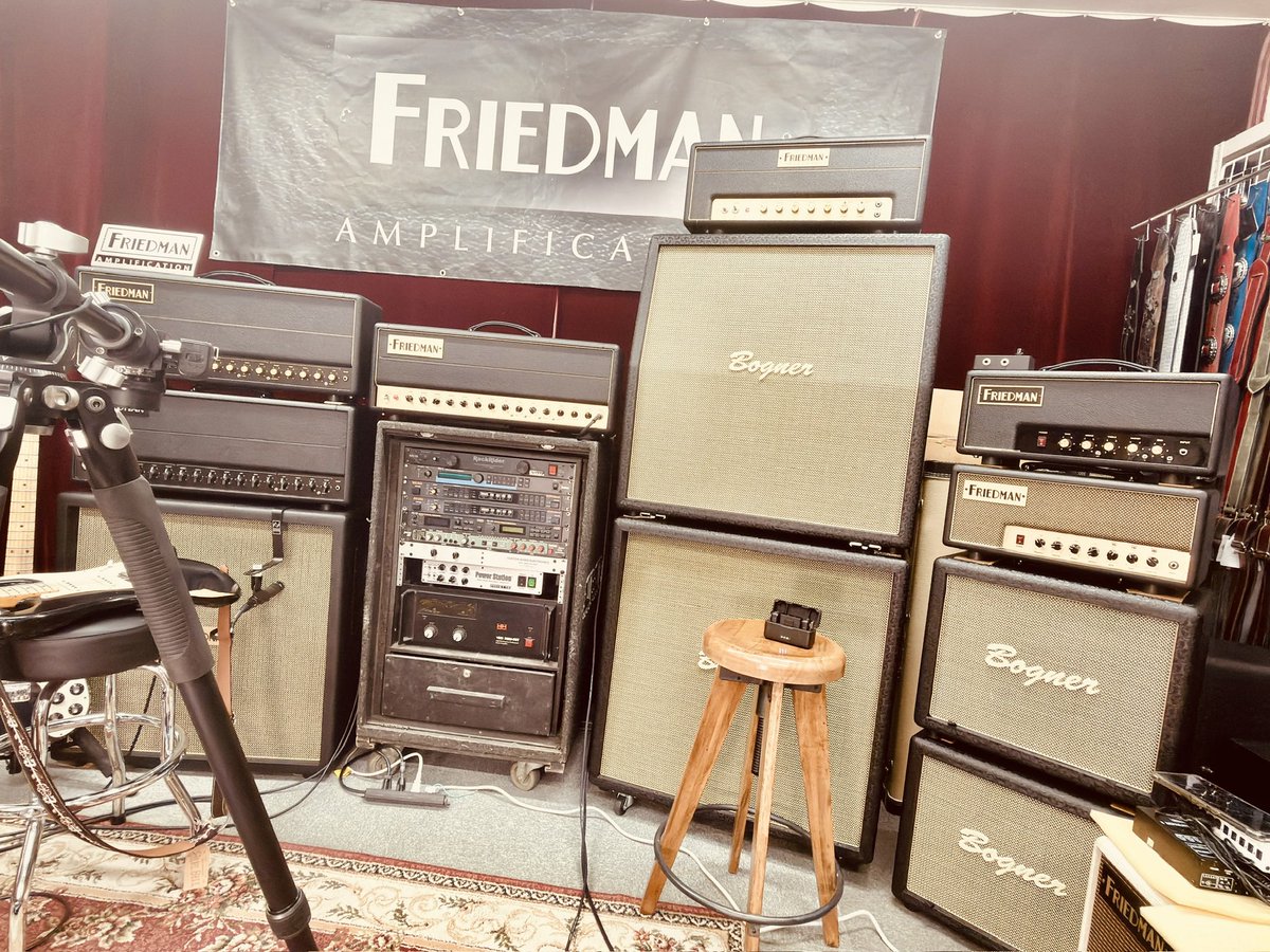 本日は撮影にてコチラにお邪魔させていただきました…💁‍♂️

縁あってよくお邪魔する事は多いのですが、撮影はお初ですね✨ありがとうございました❗️