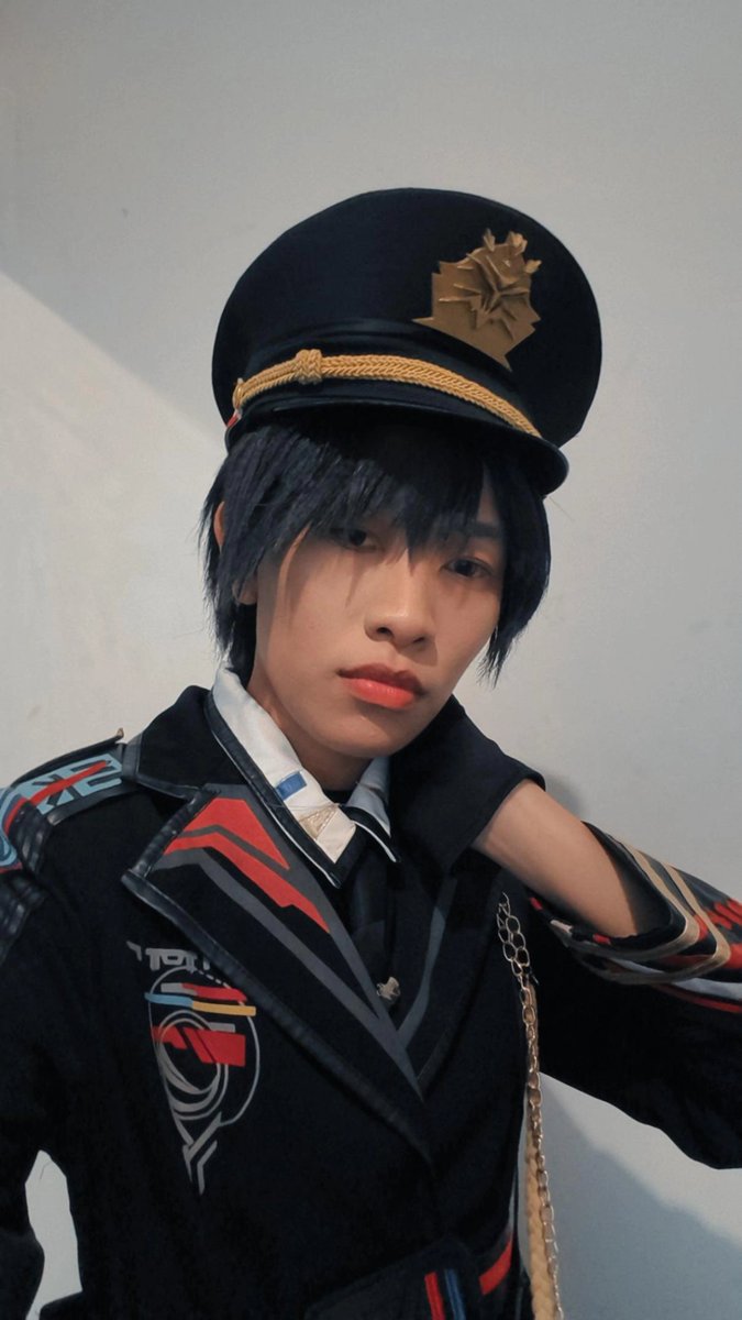 rinznoyaa's tweet photo. Trying Colonel Caleb cosplay 🙏🏻🥹

#ColonelCaleb #LoveandDeepspace #Caleb https://t.co/aKFuqCmADU