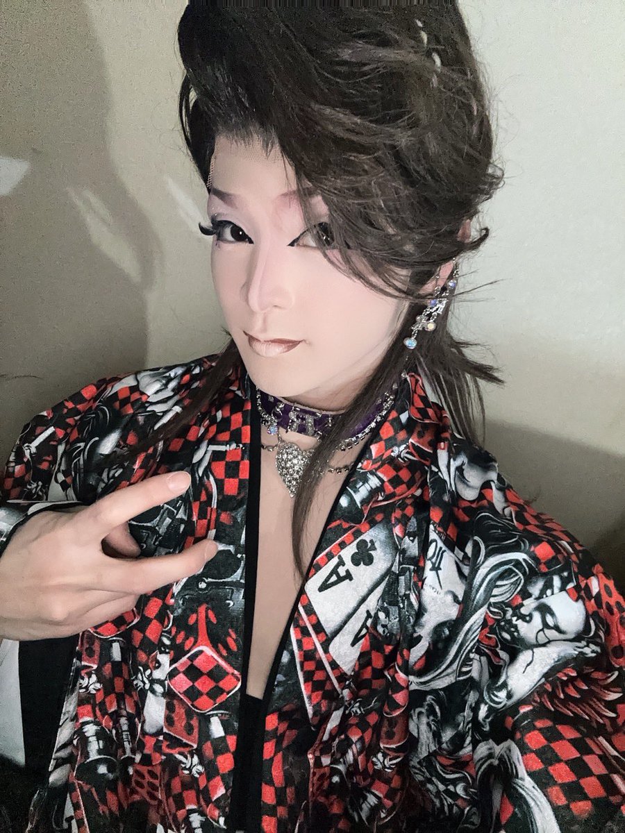 dyCp3jNm20temWZ's tweet photo. 皆様お疲れ様です！
現在太平楽ぶらり劇場で公演中です！
16日夜の部では若輩者ながらりんと祭りさせていただきます！
お芝居
生きていた石松
舞踊ラスト
豪華絢爛花魁ショー
となっております！！！
是非皆様のご来場心よりお待ちしております‼️
#劇団錦
#錦りんと https://t.co/DoMQFvgsYW