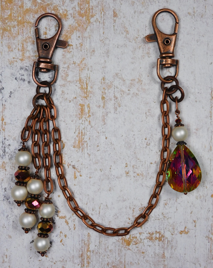 voudaux's tweet photo. Teardrop Glass Pearl Beaded Purse Chain Charm Copper Ivory Handmade New https://t.co/qU3gDI9JHL #eBay #shopsmall #gifts #giftidea #buyhandmade #handmadewithlove #handmadebyme https://t.co/rjfMwkIjev