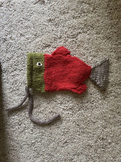 ㅋㅋ 大밤티 대바늘 물고기 파우치 무료공개도안

ravelry.com/patterns/libra…