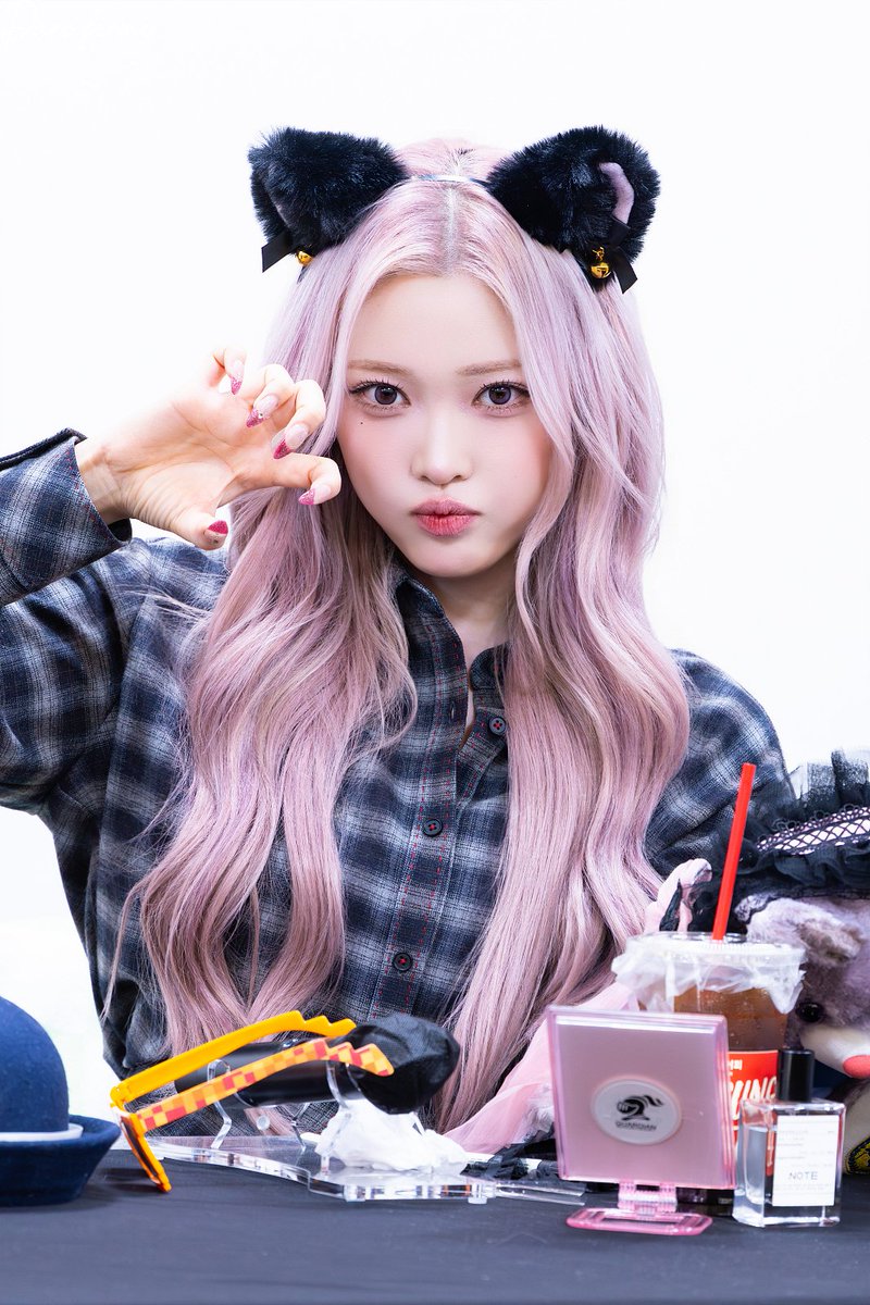 ParcFerme0113's tweet photo. 260222 팬사인회 2

#빌리 #하람 #Billlie #Haram https://t.co/RqMYN7q8Wn