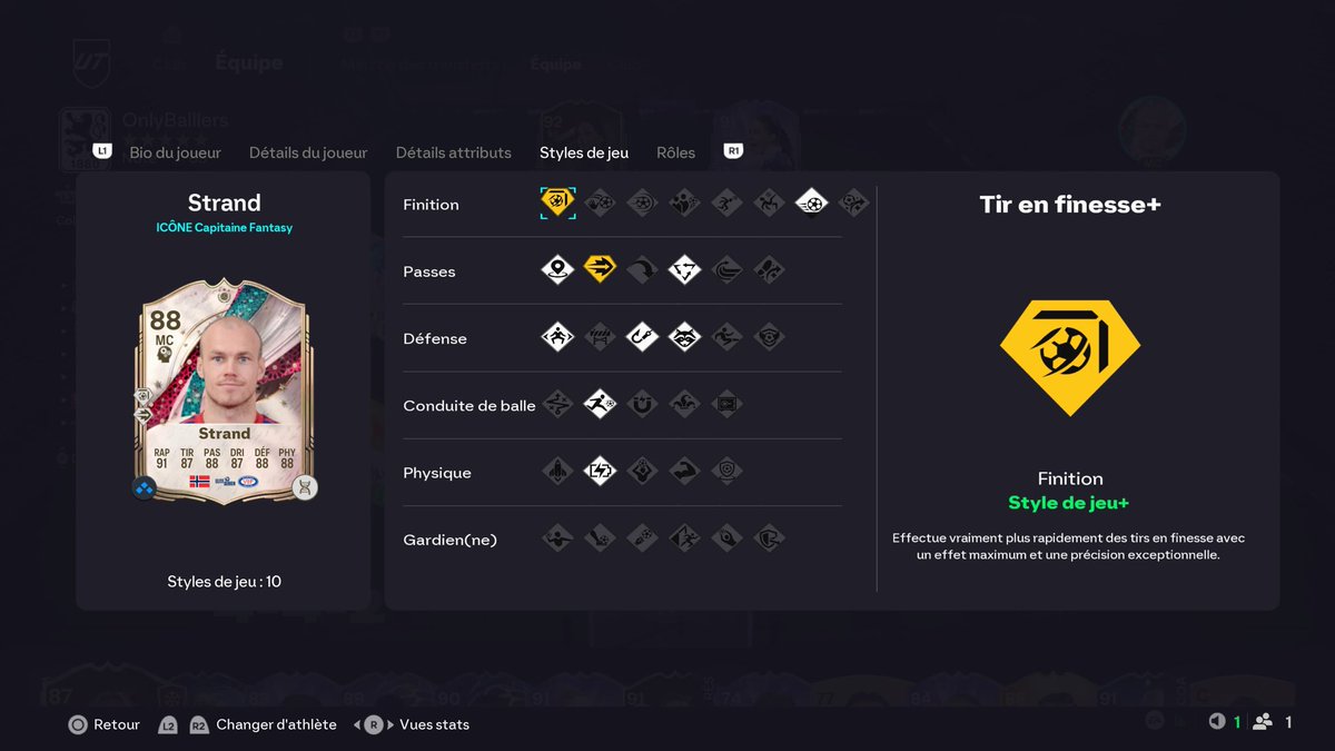 BourhisAlexxx's tweet photo. @_MaatM_ ✨ 4-4-2 Ball 
🤑 2M de côté 
✅Joueur préféré : Peter Strand le goat (il lui manque juste R1 en blanc)
❌Pire joueur : El Chadaille Bitshiabu, carte de fou mais j’ai pas pu lui mettre lutte en blanc et malheureusement ça ressent https://t.co/EeGCBpONrF