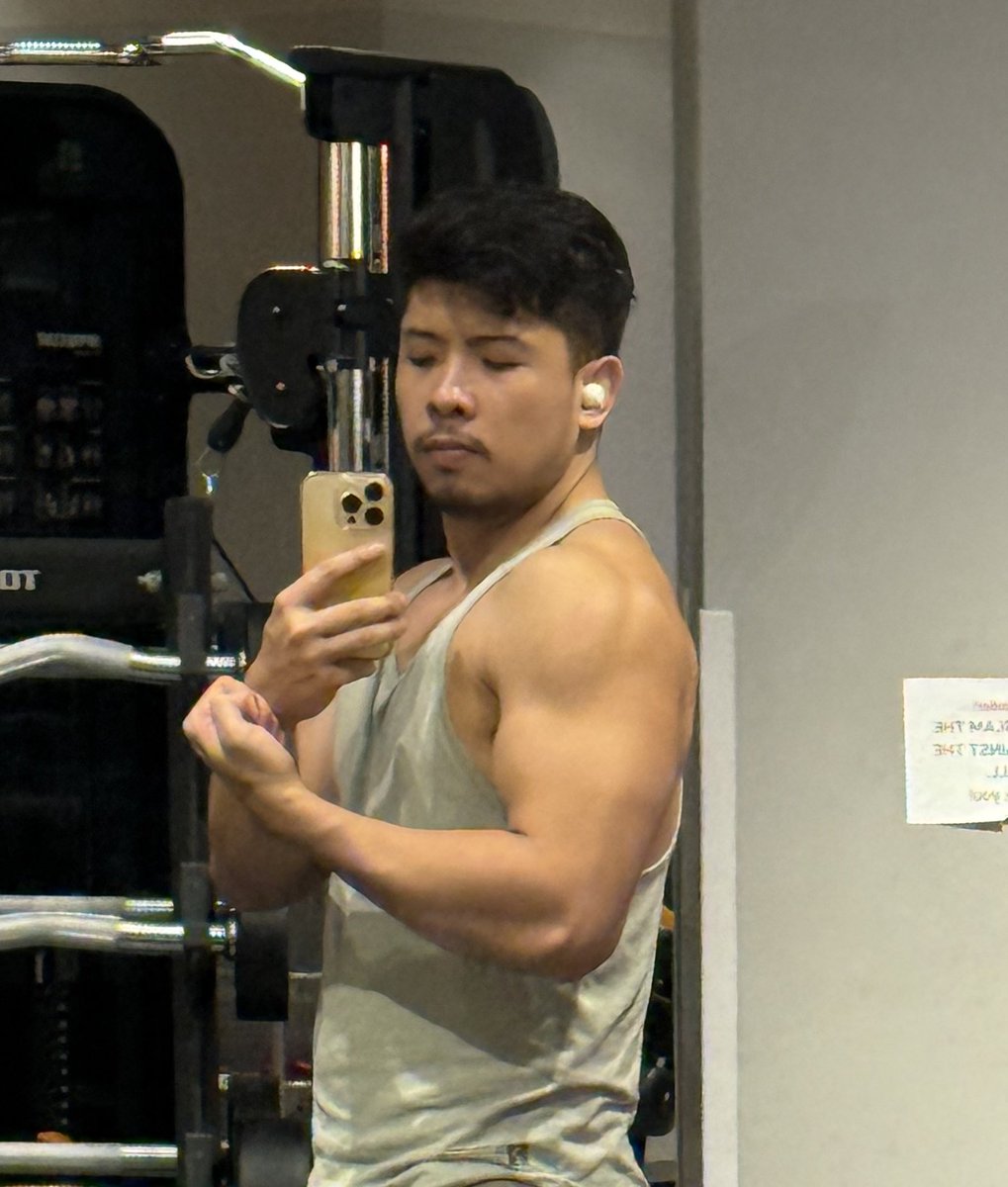 Steve ♈ tweet media