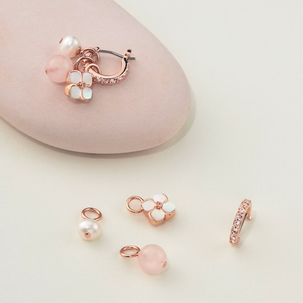 ジェイアール名古屋タカシマヤ店限定】 チャーム3点セットピアス