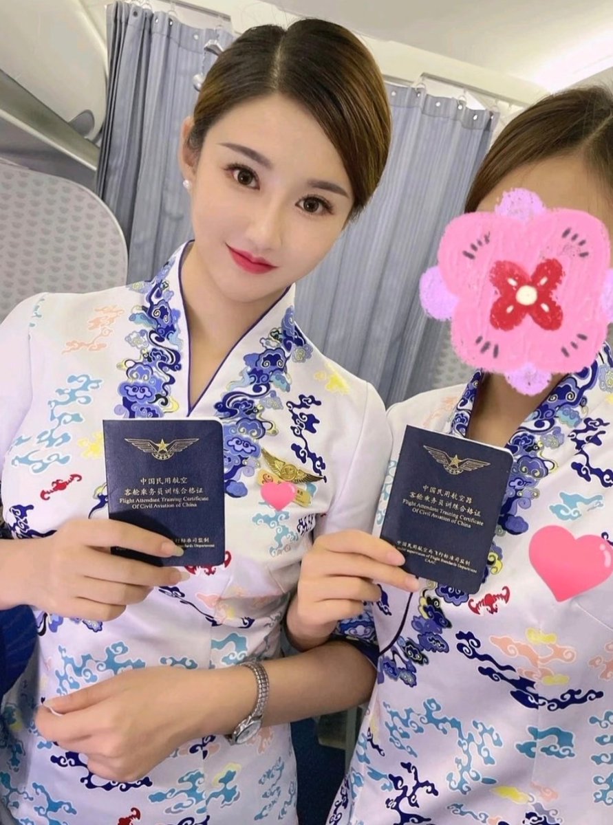 KjKc520's tweet photo. 海航知心温柔空姐
声音甜美小御姐
可甜可御，喜欢嘛 https://t.co/q5rznbXUms