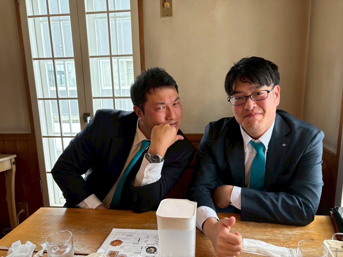 ebetsu_jc's tweet photo. ① 【江別青年会議所メンバー紹介】
② 【氏名】 小町 通洋(こまち みちひろ) 39 歳
③ 【会社名】 (有)岸本ふとん店
④ 【役職】 総務運営担当理事
⑤ 【JC 豊富】 理事2年目ラストイヤー、襟を正して頑張ります！
⑥ 【プライベート豊富】家族の願いでもあるので、スリムになって期待に応えたいです https://t.co/2jajQYvHgb