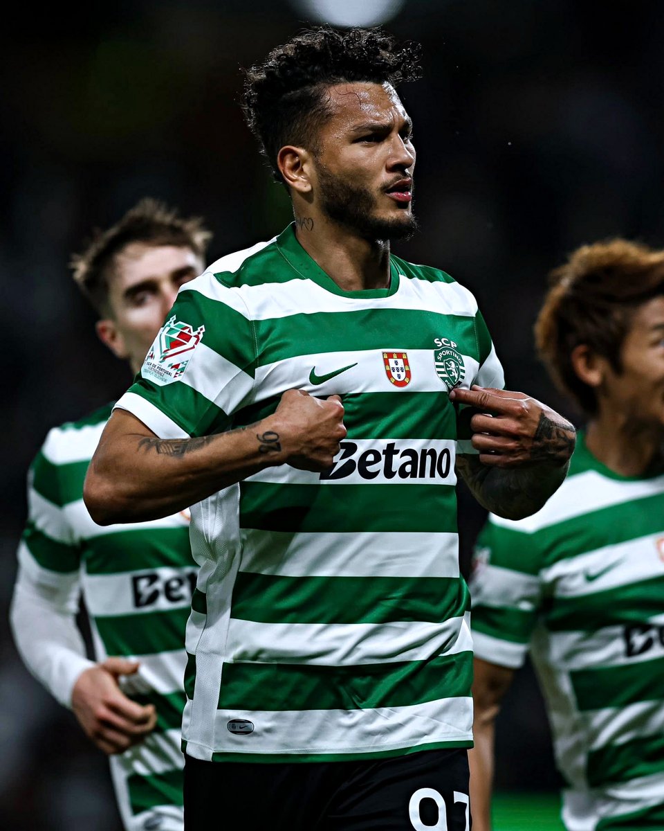 30 golos pelo Sporting.