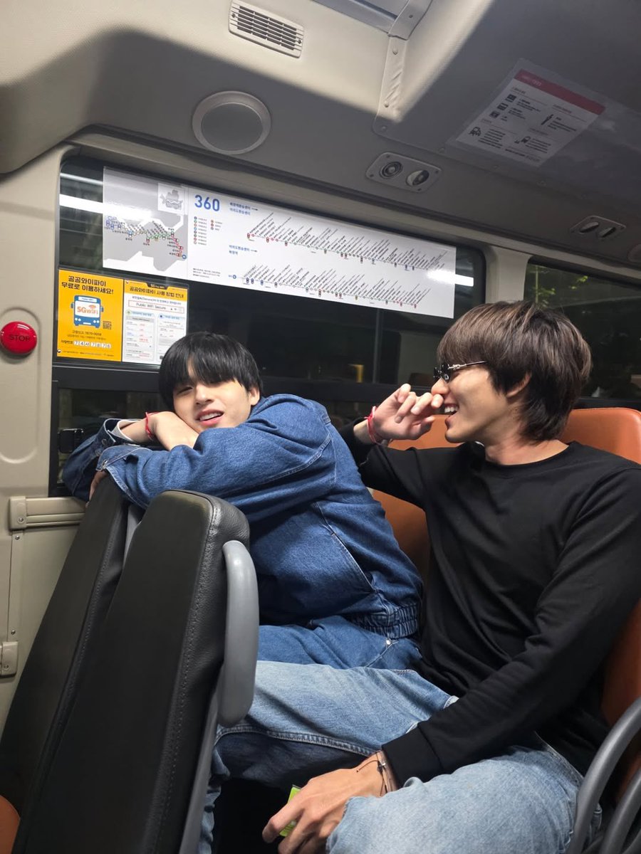 คิดถึงจังเลยเจ้าความสุขทั้งสอง

#SkyNani #สกายนานิ ☁︎ ?