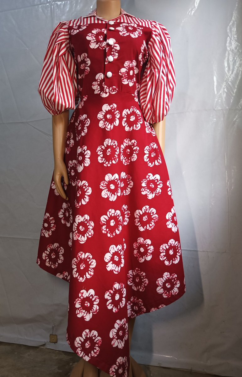 TheOakenBrand's tweet photo. A handkerchief shirt-like dress with puff sleeves.
Fabric: High quality Ankara and Crepe
🏷️N42,000
Lagos,Nigeria/Delivery is Nation and Worldwide ✈️
To order, kindly send a DM or use link in our bio.
Pls rtw
#Vendorena
#pagesbydamicommerce
#iyaloja
#thespot
#TagOVC
@_DammyB_ https://t.co/INDQQrLCHq
