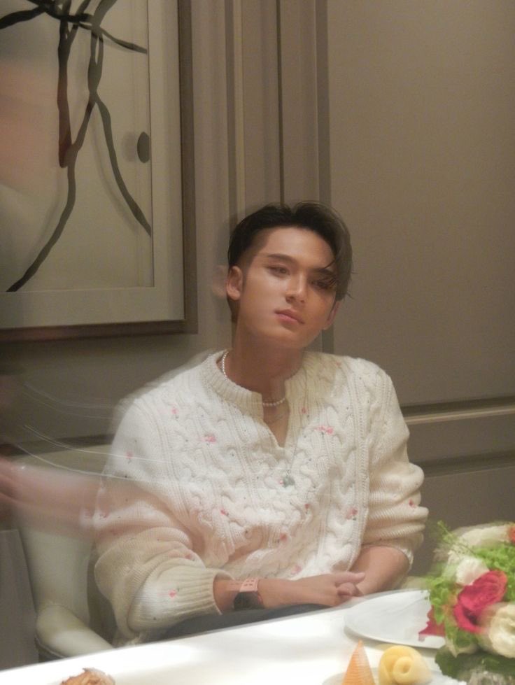 Zachary. (restarting) tweet media